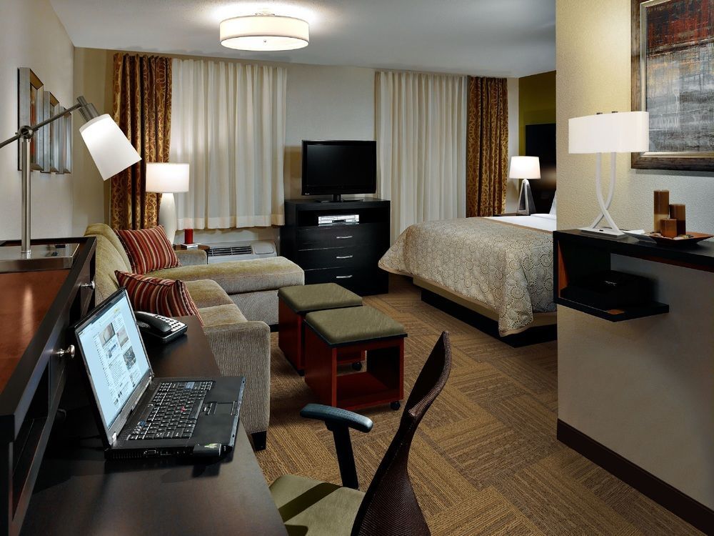 Staybridge Suites - Columbus Polaris By Ihg Flint Bagian luar foto