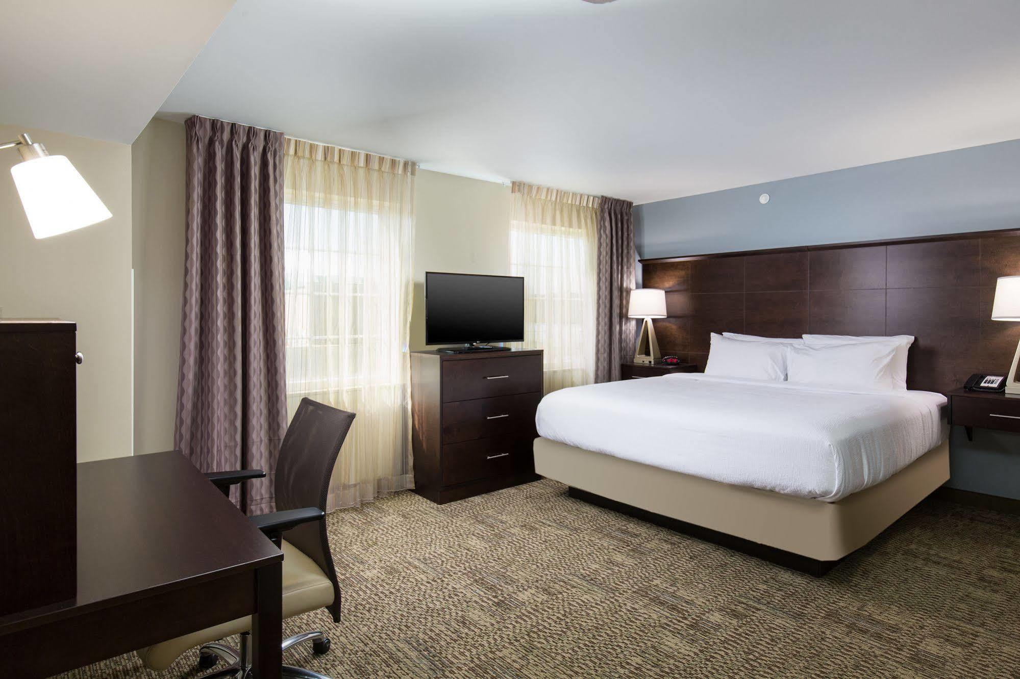 Staybridge Suites - Columbus Polaris By Ihg Flint Bagian luar foto