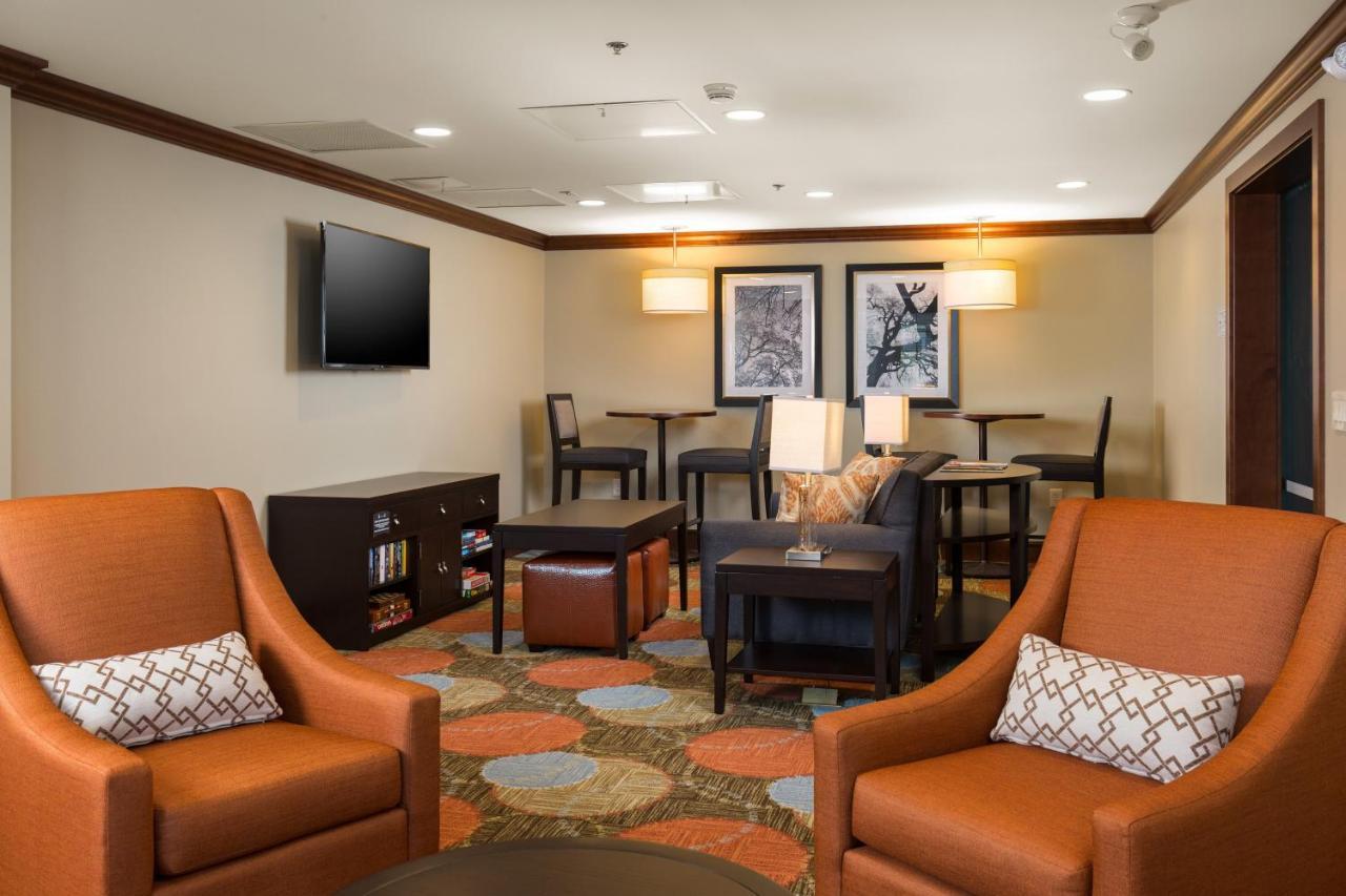 Staybridge Suites - Columbus Polaris By Ihg Flint Bagian luar foto