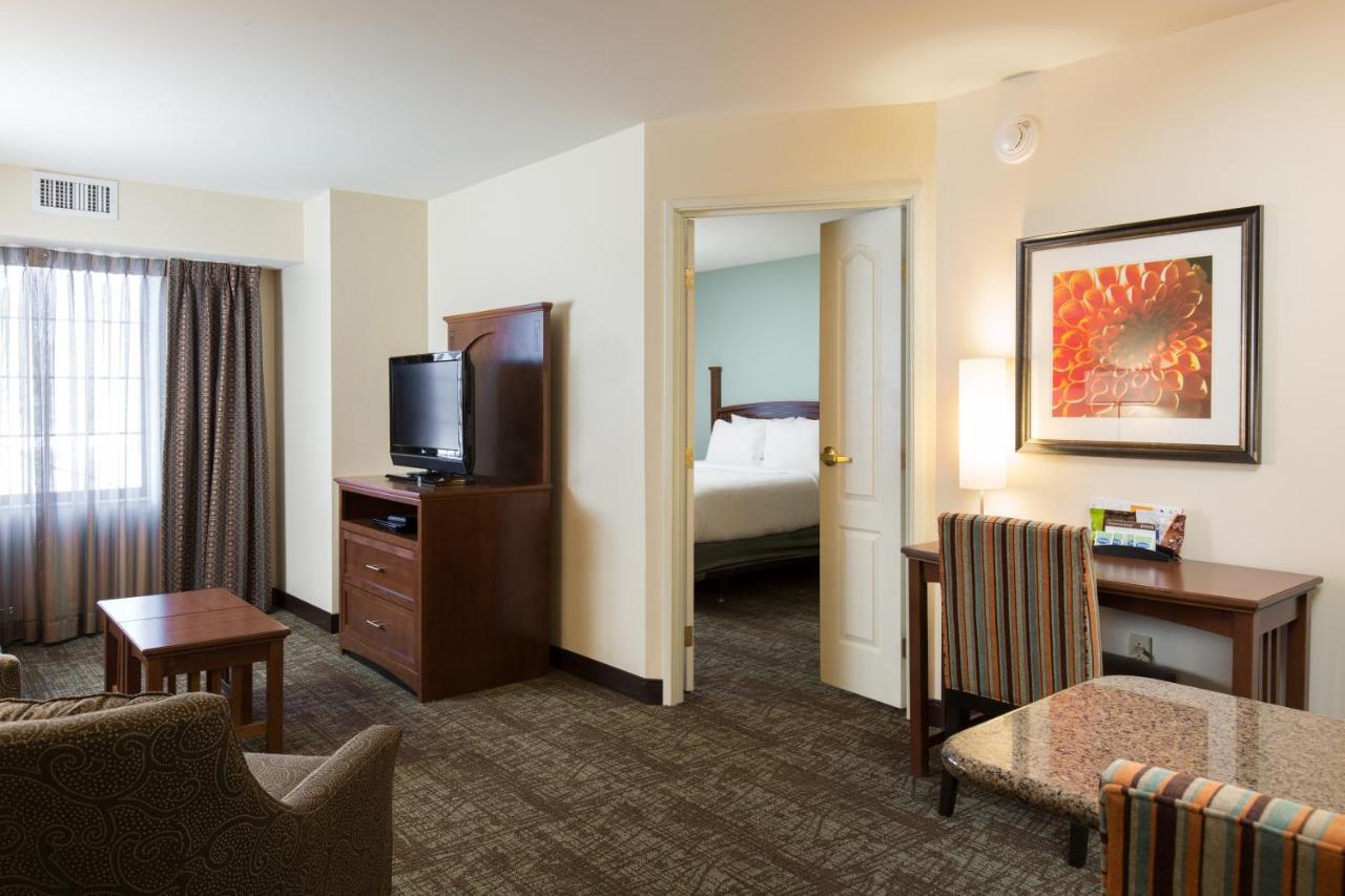 Staybridge Suites - Columbus Polaris By Ihg Flint Bagian luar foto