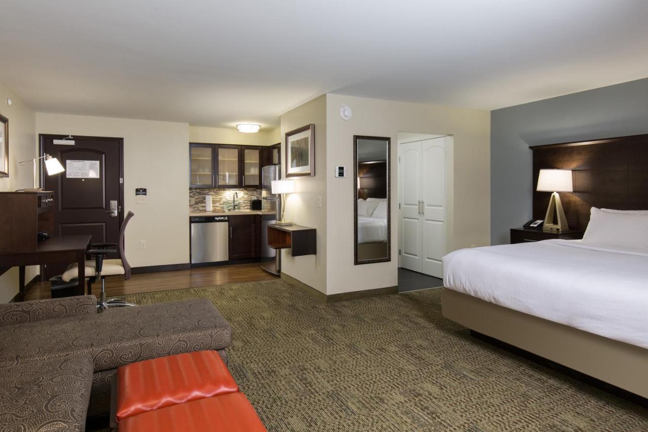 Staybridge Suites - Columbus Polaris By Ihg Flint Bagian luar foto